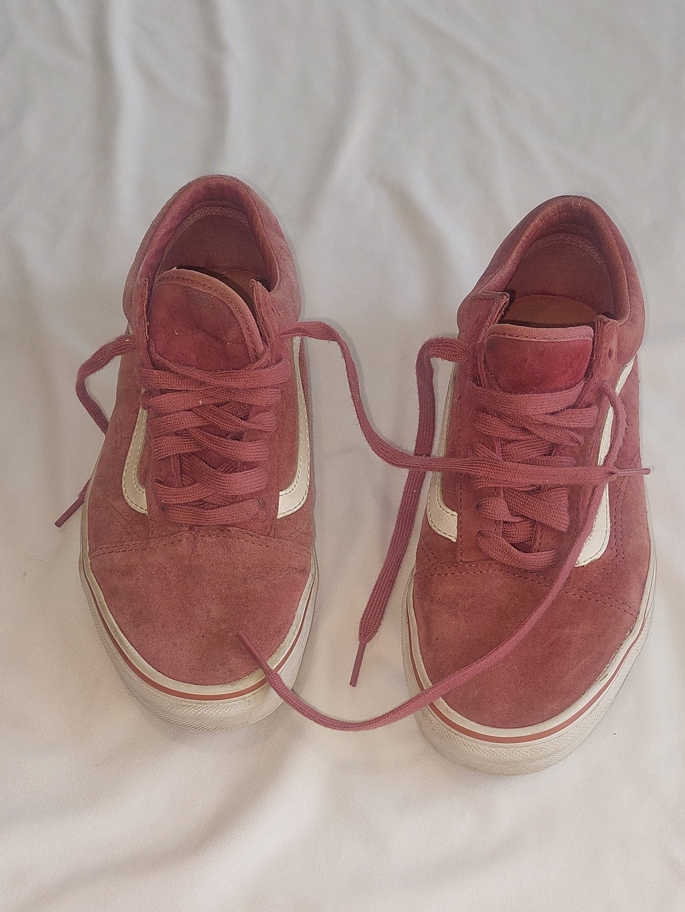 Vans Low-Top Suede Lace-Up Sneakers in Dusty Rose.Scotch Garded .Size 9 Women